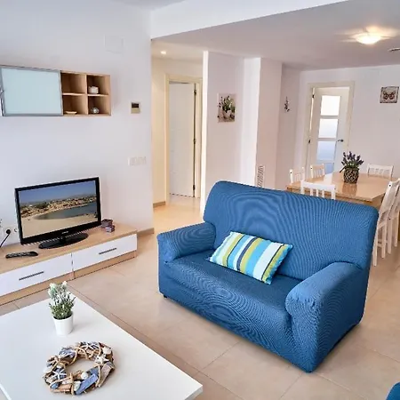 Magnifico Edificio Marina * Calafat